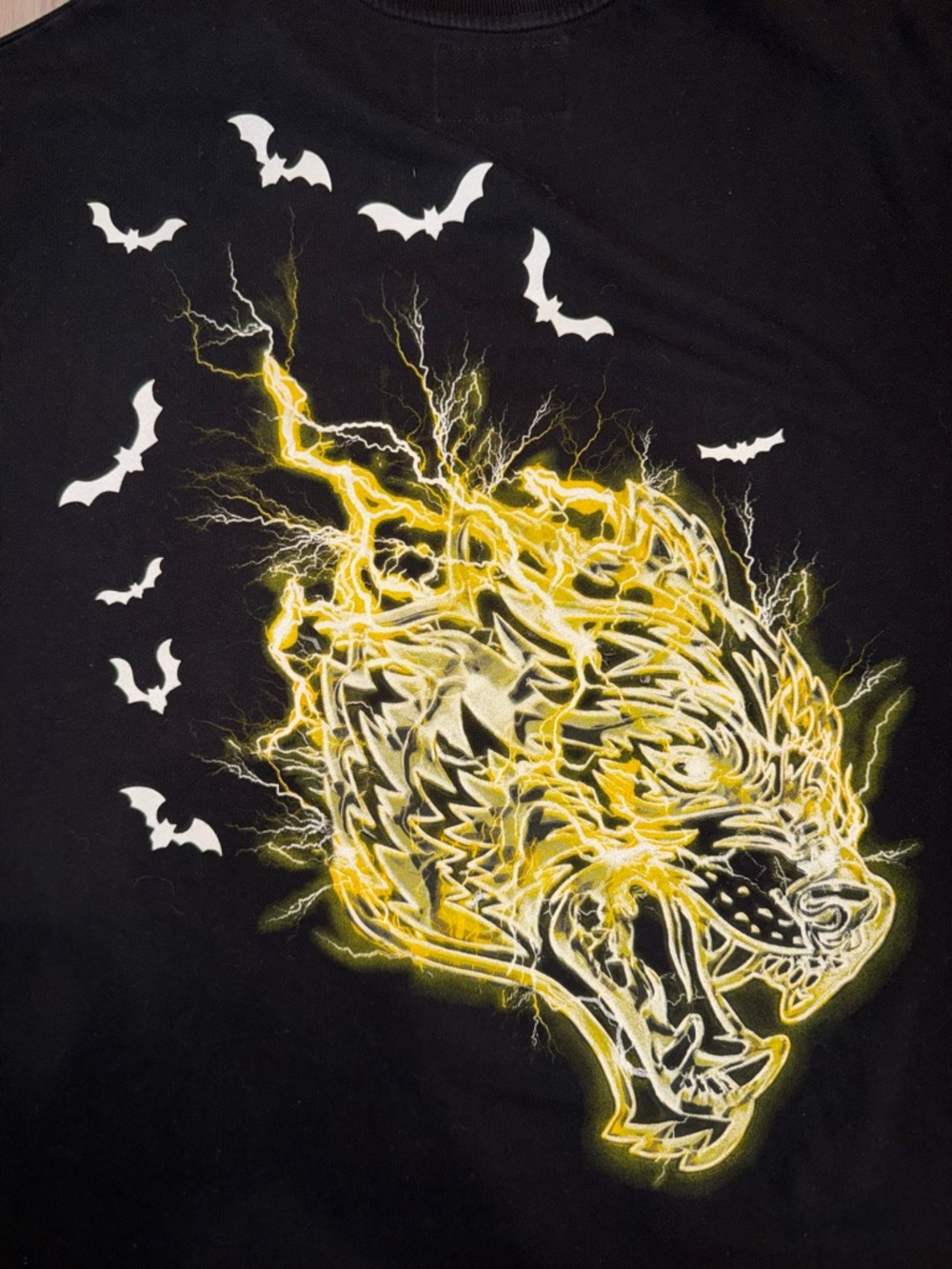 Men’s Darc Sport X Batman Born In Darcness T-Shirt - Size XL - Picture 6 of 8